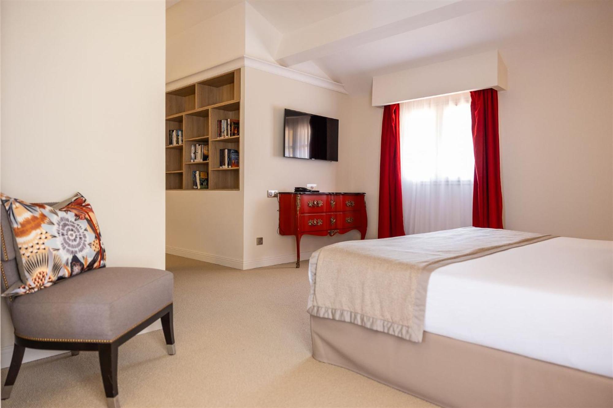 Hotel Des Gouverneurs Bastia  Luaran gambar
